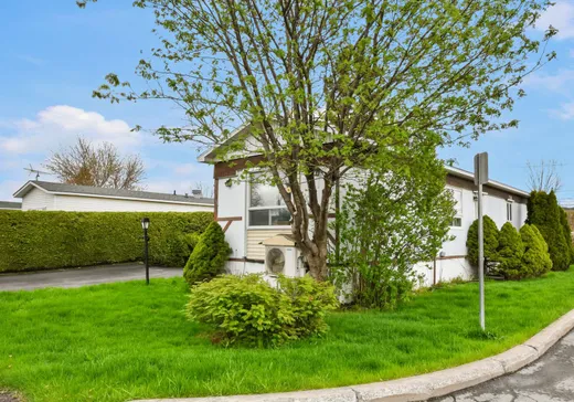 Maison à vendre - 810 Rue Claude, Saint-Jean-sur-Richelieu, J3B 7M2