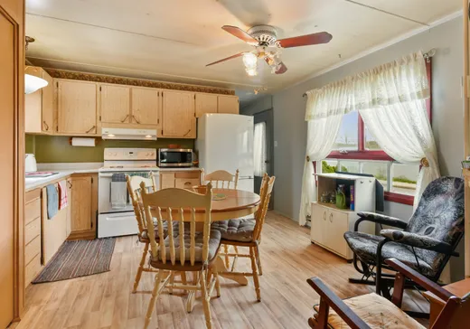 Maison à vendre - 810 Rue Claude, Saint-Jean-sur-Richelieu, J3B 7M2