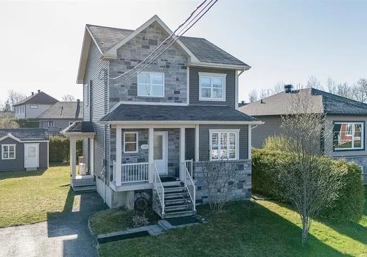 Maison à étages à vendre - 2138 Rue Mégantic, Sherbrooke, J1L0G4