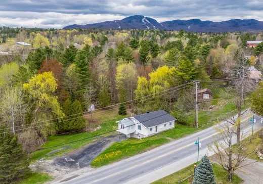 Maison à vendre - 2384 Ch. du Parc, Magog, J1X 7A2
