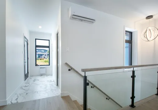 Maison à vendre - 1 Av. de l'Auberge, Magog, J1X 7A2