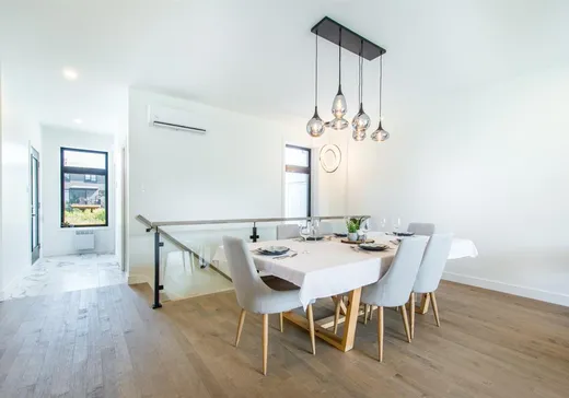Maison à vendre - 1 Av. de l'Auberge, Magog, J1X 7A2