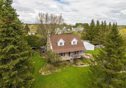 Maison à vendre - 110 Rue Custeau, Magog, J1X 3W5