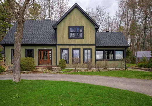 Two or more stories for sale - 370 Ch. Filion, Ste-Anne-Des-Lacs, J0R1B0