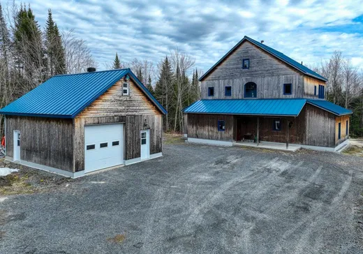 Maison à étages à vendre - 7020 Ch. du Pansu, Thetford Mines, G0N1E0