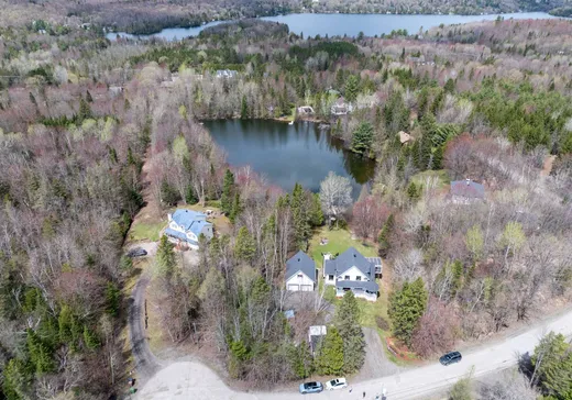 Two or more stories for sale - 58 Ch. des Pivoines, Ste-Anne-Des-Lacs, J0R1B0
