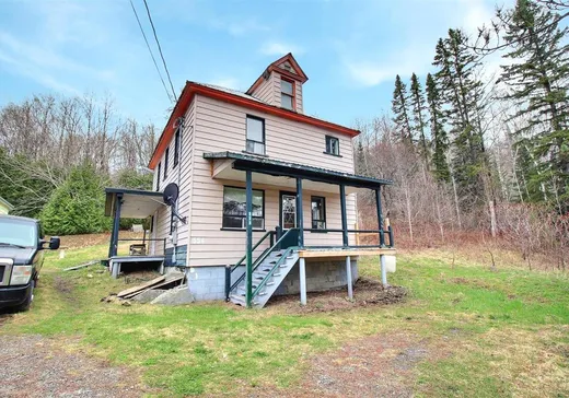 Maison à vendre - 554 Route 289, Saint-Marc-du-lac-long, G0L 1T0