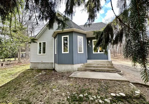 Chalet à vendre - 45 Rue des Merisiers, Brownsburg-Chatham, J8G 2P8