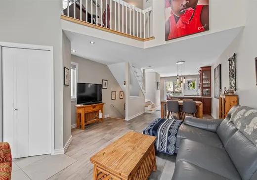 Maison à vendre - 1312 Rue Bienville, Laval (Auteuil), H7H 2Z8