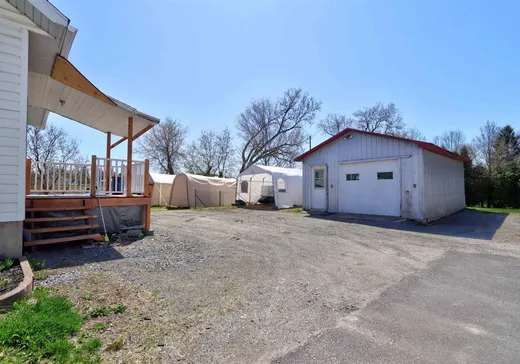 Maison à vendre - 6 Rue Dupont, Saint-Stanislas-de-Champlain, G0X 3E0