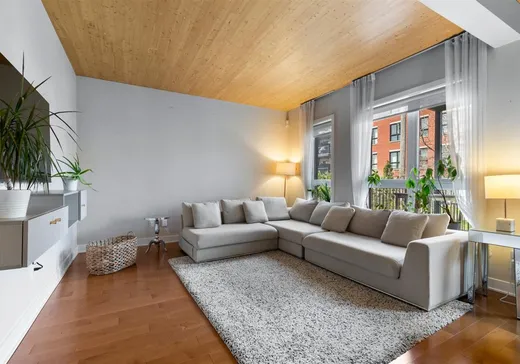 Condo à vendre - 2445 Ch. Laval, Montréal (Saint-Laurent), H4L 2Z8