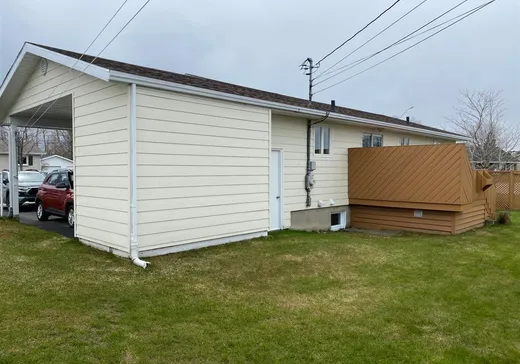 Maison à vendre - 201 Rue Rioux, Matane, G4W 3X7