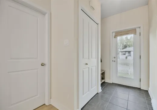 Maison à vendre - 228 Rue du Quartier, Sainte-Sophie, J5J 0P6