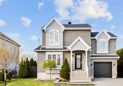 Two or more stories for sale - 2043 Rue de Bordeaux, Vaudreuil-Dorion, J7V9P8