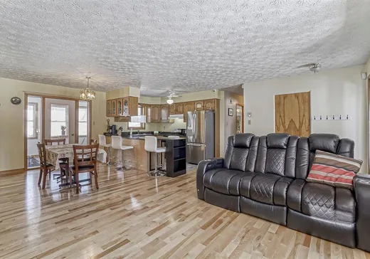 Maison à vendre - 85 Rue Principale, Stanstead, J0B 3E5