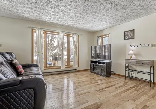 Maison à vendre - 85 Rue Principale, Stanstead, J0B 3E5