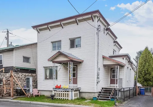 House for sale - 408 Rue Notre-Dame, Lanoraie, J0K 1E0
