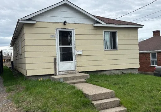 Maison à étages à vendre - 7251 9e Avenue, Laval (Laval-Ouest), H7R3A1