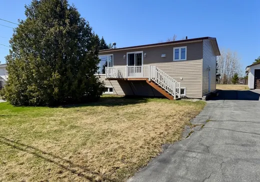 Two or more stories for sale - 2525 Rue des Coteaux, Rouyn-Noranda, J9Y0K9
