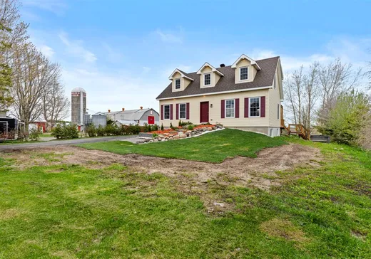 Fermette à vendre - 275Z Rg Brodeur, Saint-Nazaire-d'Acton, J0H1V0