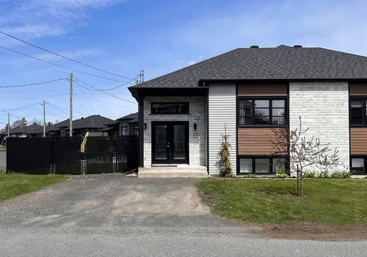 Bungalow for sale - 213 Rue Catherine, Victoriaville, G6T2T5