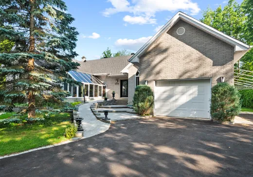 Maison à vendre - 1244 Rue des Noyers, Les Cedres, J7T 1H7