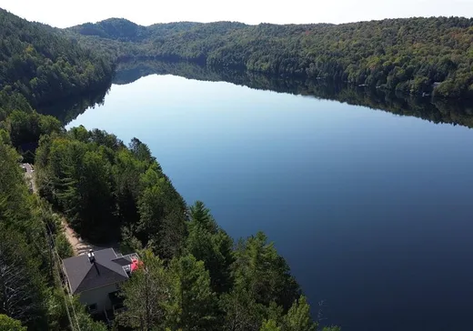 Two or more stories for sale - 70 Ch. des Catalpas, Mont-Tremblant, J0T1M0