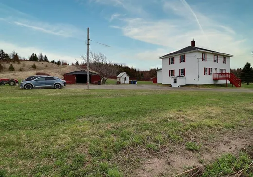 Maison à vendre - 761 Route 132 E., saint-eloi, G0L 2V0
