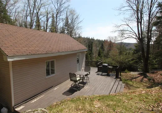 Maison à vendre - 2356 Ch. de la Gare, Val Morin, J0T 2R0