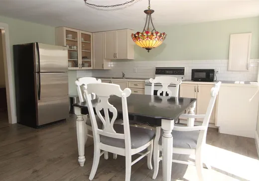 Maison à vendre - 2356 Ch. de la Gare, Val Morin, J0T 2R0