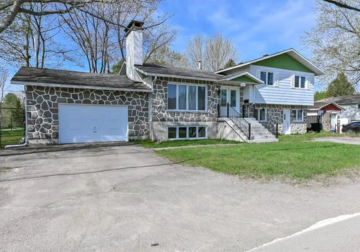 Maison à vendre - 369 Rue des Cèdres, Saint-Jérôme, J5J 2T6