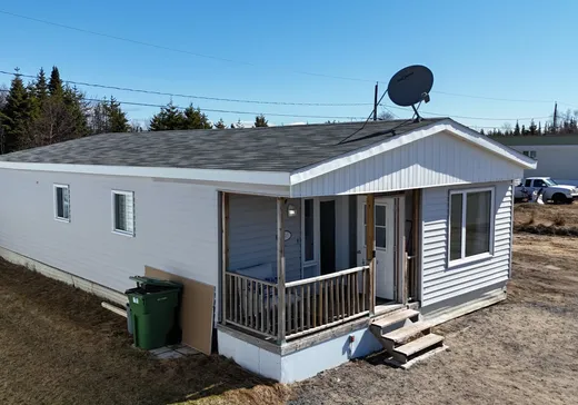 Maison à vendre - 250-260 Rue Ambroise, Moisie, G0G 2B0