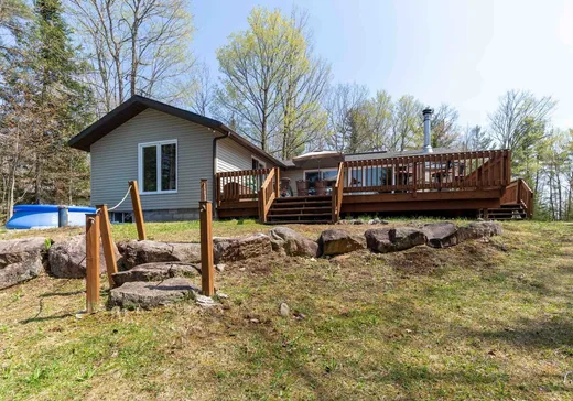 Maison à vendre - 42 Ch. du Domaine, Val-des-Monts, J0X 2L0