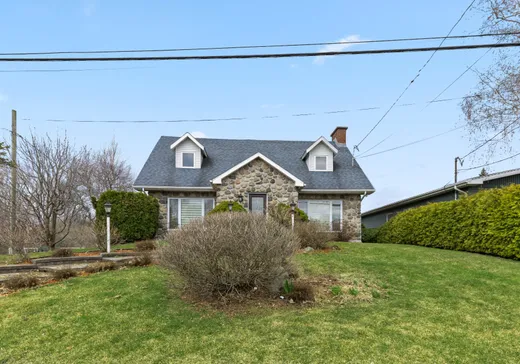 House for sale - 385 Rue Riendeau, Saint-Jean-sur-Richelieu, J2X 3R3