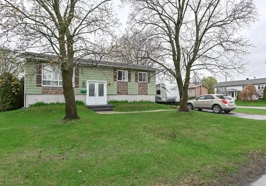 House for sale - 264 7e Avenue, Sainte-Marthe-sur-le-Lac, J0N 1P0