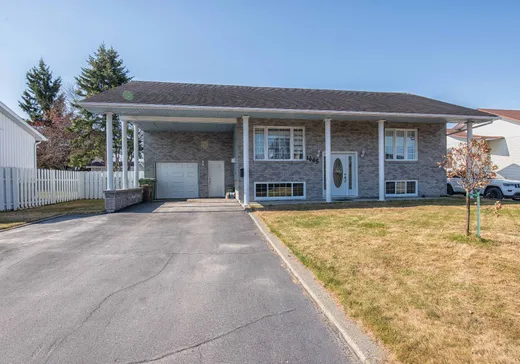 Two or more stories for sale - 1665 Rue Larocque, Val-d'Or, J9P5Y4