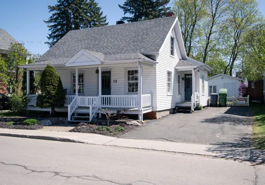 House for sale - 25 Rue Albert, Victoriaville, G6P 3L5