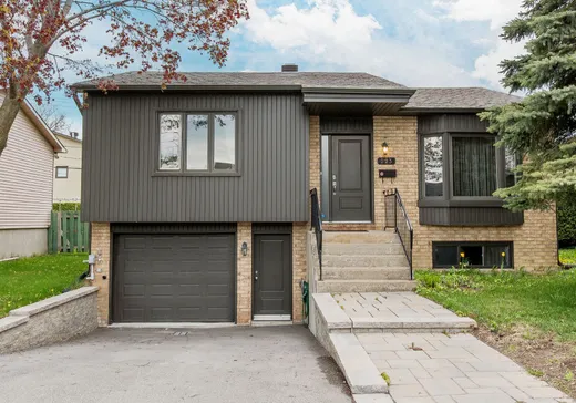 Two or more stories for sale - 223 Rue Olivier-Chauveau, Laval (Auteuil), H7K3J7