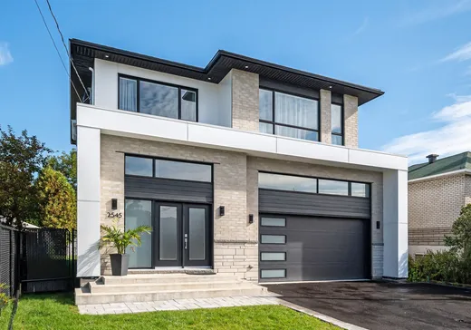 Two or more stories for sale - 2545 Rue Arpin, Brossard, J4Z3B3