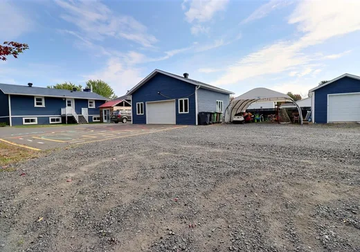 Maison à vendre - 975 Rue Masson, Drummondville, J2E 1J2