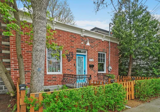Maison à vendre - 5730 Av. Pierre-De Coubertin, Montréal (Centreville), H1N 1R3