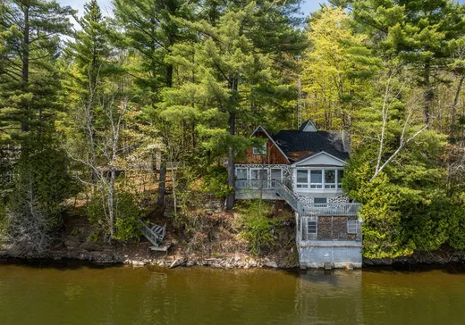 Maison à vendre - 1965 Ch. d'Ayer's Cliff, Ste-Catherine-De-Hatley, J0B 1W0