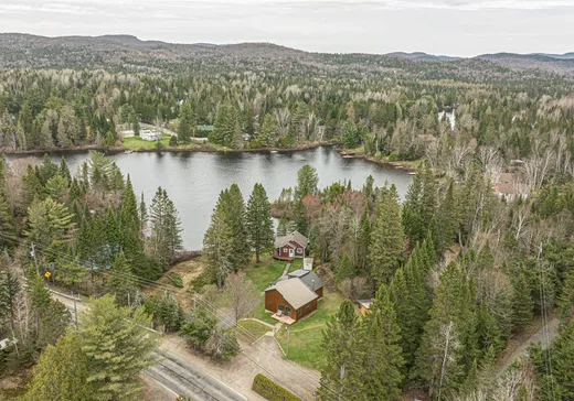 Two or more stories for sale - 5503-5505 Ch. de Val-des-Lacs, Sainte-Agathe-des-Monts, J8C0N3