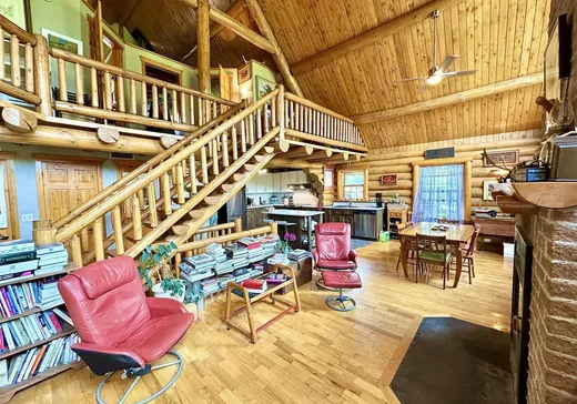 House for sale - 340 Rue de l'Église, Dixville, J0B 1P0