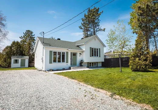 Maison à vendre - 247 Rue des Merles, Sherbrooke, J1R 0N3