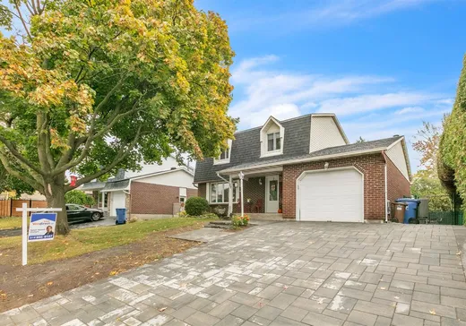 Two or more stories for sale - 20 Rue Réginald-Brown, Kirkland (Montreal Island), H9J2Y2