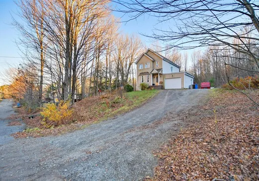 Two or more stories for sale - 1011 Rue Delorme, Saint-Jérôme, J5L1K7
