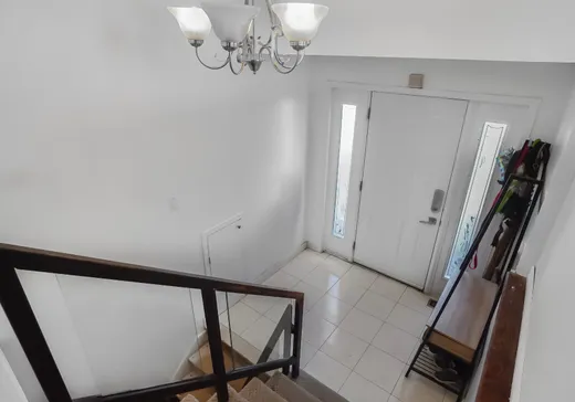 Maison à vendre - 146 Rue Blais, Saint-Sulpice, J5W 4H4