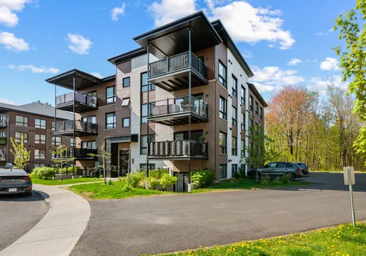 Condo à vendre - 3720 Rue Médard-Émard, St-Hubert, J3Y 0W3