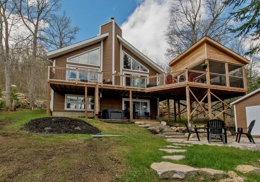 Maison à étages à vendre - 309 Ch. des Tilleuls, St-Adolphe d'Howard, J0T2B0